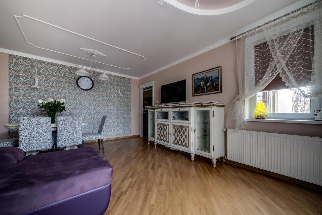 Apartamenty On Kryvonosa リヴィウ エクステリア 写真